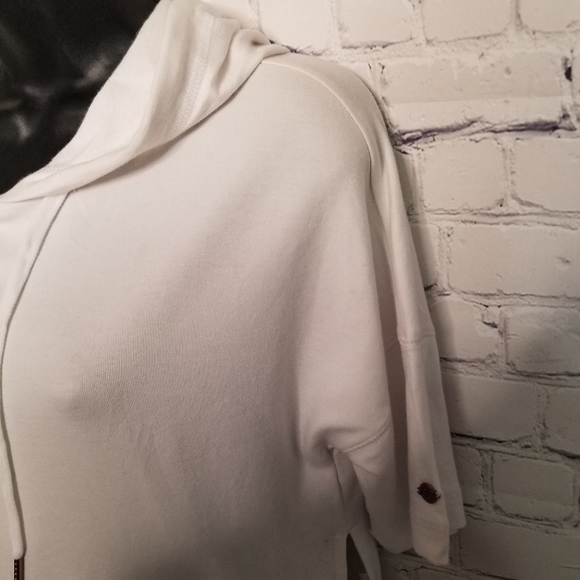 Calia by Carrie ss pullover hoodie - Picture 6 of 7